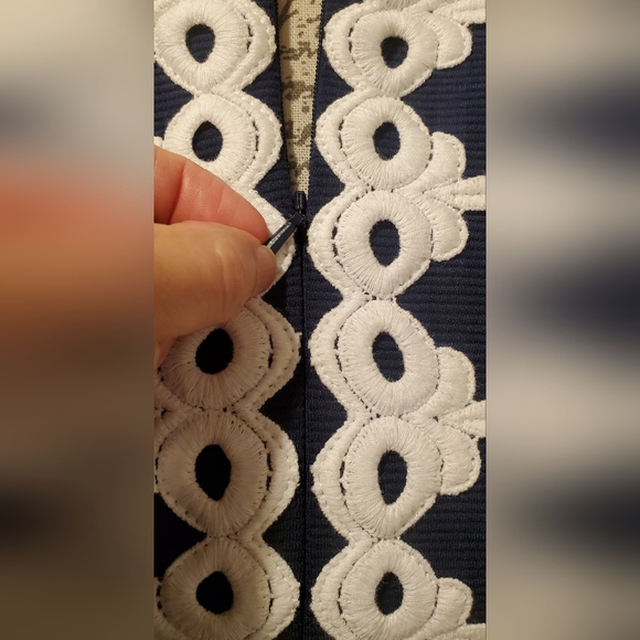 LILLY PULITZER WOMEN'S NAVY SLEEVELESS SHIFT DRESS, SIZE S. - Picture 9 of 11